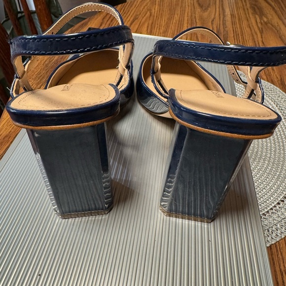 Marc Fisher Dark Blue Pointed Heels - Picture 3 of 5